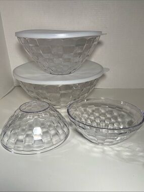 Tupperware Prisma or Diamond serving bowls with a modern, transparent design.